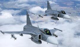 NATO oro policijos naikintuvai tris kartus lydėjo Rusijos orlaivius