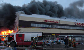 Rusija: per gaisrą Kazanės prekybos centre žuvo penki žmonės