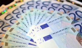 Vasarį areštuota įmonių turto už 90 mln. eurų