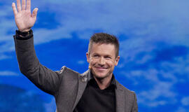 Feliksas Baumgartneris: "Mano namai - viršuje"