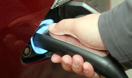 JAV elektromobilių gamintoja „Tesla" pradėjo derybas dėl atėjimo į Lietuvą