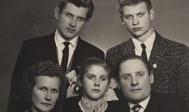 Klaipėdos akvarelės: namai ir žmonės (384)