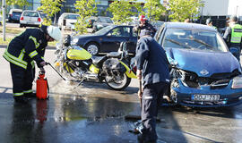 Motociklininkai sukelia daugiau avarijų nei automobilių vairuotojai, ypač penktadieniais