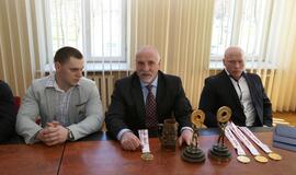 Sunkiaatlečių pagerbimas pas merą