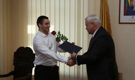 Sunkiaatlečių pagerbimas pas merą