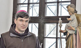 Prisikėlimo žinia – į kiekvienus namus