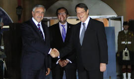 Atnaujinami pokalbiai dėl Kipro suvienijimo