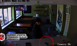 Ieškomas užkandinėje telefoną pavogęs vyriškis