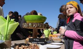 Klaipėdiečiai ragavo "patiekalus kito mamai"