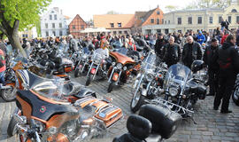 Teatro aikštėje - 552 motociklų gausmas