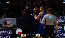 Vietoj finalo &quot;Neptūnui&quot; – tūkstantinė bauda