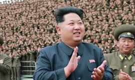 Naujose nuotraukose - papilnėjęs Šiaurės Korėjos diktatorius