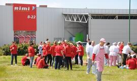 Pagrasinta susprogdinti prekybos centrą BIG