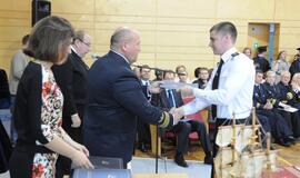 Jūreivystės mokykloje įteikti diplomai