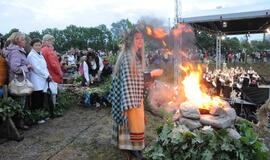 Joninių šventė ant Jono kalno