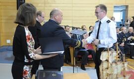 Jūreivystės mokykloje įteikti diplomai