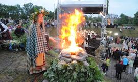 Joninių šventė ant Jono kalno