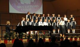 Moksleivių chorų festivalyje žibėjo ir klaipėdiečiai