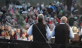 Joninių šventė ant Jono kalno