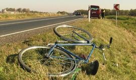 Plungės rajone policininkas mirtinai partrenkė dviratininką