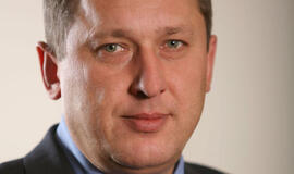 Prezidentė teisi - valstybė pelnosi iš savo piliečių