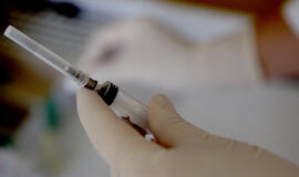 Vaikų neskiepijimo mada