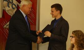 Savanorių apdovanojimas pas Merą