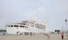 Prezidentė pagerbė žuvusiuosius jūroje