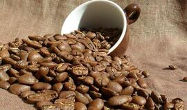 Atskleistas teigiamas kavos poveikis sportuojantiems ir kovojantiems su antsvoriu