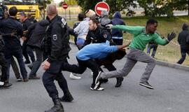 Beturčiai nelegalai - rakštis valstybei