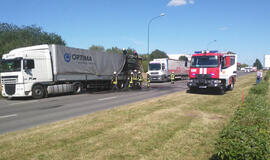 Klaipėdoje užsidegė krovininis automobilis