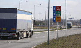 Lietuvos eksportas šiek tiek sumažėjo, o importas padidėjo