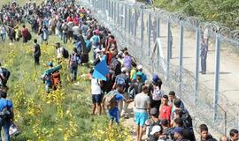 Europa nepajėgi sustabdyti migrantų