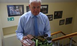 Sveikinimai "Vakarų ekspresui"