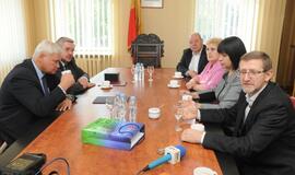 Miestas ir rajonas susitarė dėl bendradarbiavimo