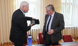 Miestas ir rajonas susitarė dėl bendradarbiavimo