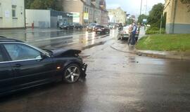 Rytinio piko metu - avarija Liepų gatvėje