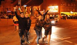 Klaipėdiečiai švenčia Lietuvos krepšininkų pergalę