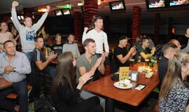 Klaipėdiečiai švenčia Lietuvos krepšininkų pergalę