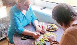 Socialinės globos paslaugas namuose teikia mobilios komandos