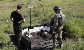 Ukrainoje vėl pažeidinėjamos paliaubos - žuvo du kariai