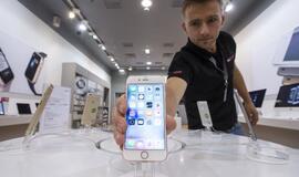 "Apple" pelnas kyla dėl aktyvių "iPhone" pardavimų
