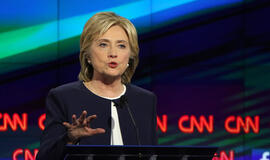 Hilari Klinton demokratų TV debatuose patvirtino savo, kaip favoritės, statusą