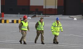 Į Klaipėdos uostą atplaukė britų karo technika pratyboms