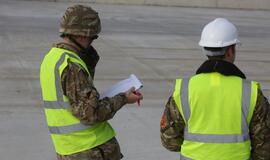 Į Klaipėdos uostą atplaukė britų karo technika pratyboms