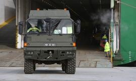 Į Klaipėdos uostą atplaukė britų karo technika pratyboms