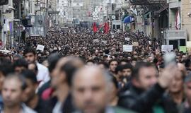 Po sprogimų Ankaroje, kuriuose žuvo beveik 100 žmonių, Turkijoje prasidėjo trijų dienų gedulas