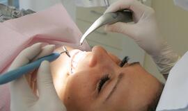 Tyrimas: Seime gimusi iniciatyva keisti odontologų licencijavimo tvarką pačių odontologų nežavi