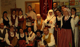 Kviečia: Jaunimo folkloro ansamblio "Mindrė" koncertas