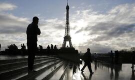 Paleisti septyni žmonės, sulaikyti per šturmą Sen Deni rajone